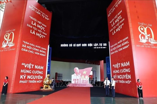 Khai mạc Triển lãm thành tựu đất nước '80 năm Hành trình Độc lập - Tự do - Hạnh phúc'