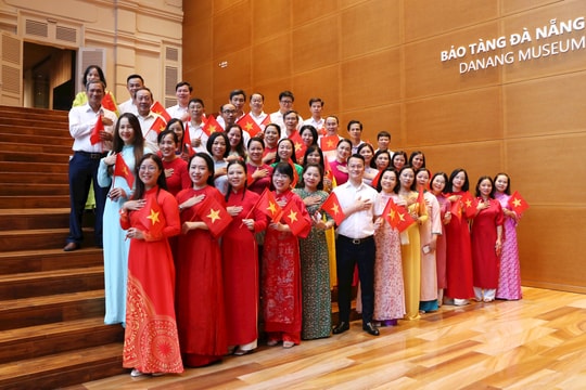 Ban Tuyên giáo và Dân vận Thành ủy tổ chức sinh hoạt chuyên đề tại Bảo tàng Đà Nẵng