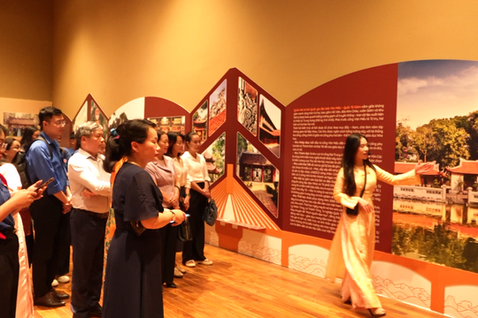[VIDEO] Temple of Literature: A Cultural Space of Millennia-old Knowledge