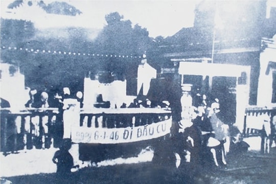 Xây dựng và củng cố chính quyền Cách mạng