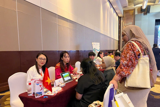 Da Nang, Hue shine as Halal tourism hubs