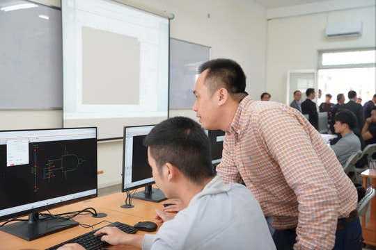 Đầu tư nguồn nhân lực mũi nhọn