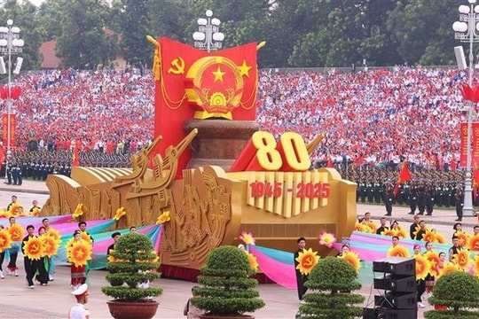 Grand ceremony marks 80th anniversary of August Revolution, National Day