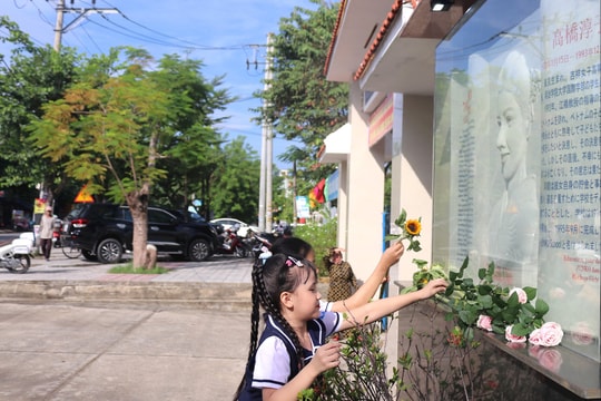 Phó Tổng Lãnh sự Nhật Bản tại Đà Nẵng dự kỷ niệm 30 năm thành lập Trường Tiểu học Junko