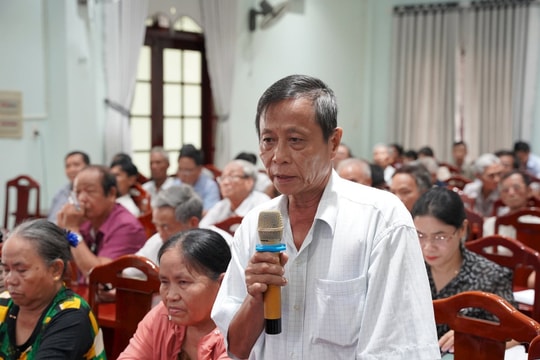 Đại biểu HĐND thành phố Đà Nẵng tiếp xúc cử tri xã Hiệp Đức