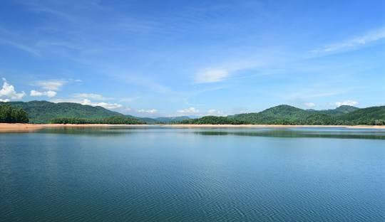 Giải phóng hành lang đường thoát lũ hồ chứa nước Phú Ninh