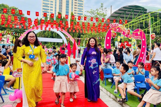 Học sinh Đà Nẵng nô nức khai giảng năm học mới 2025 - 2026