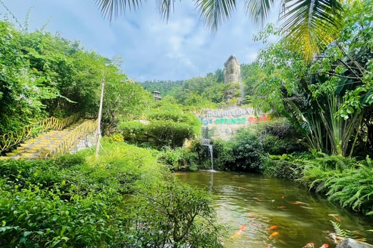 Vui chơi ở Núi Thần Tài