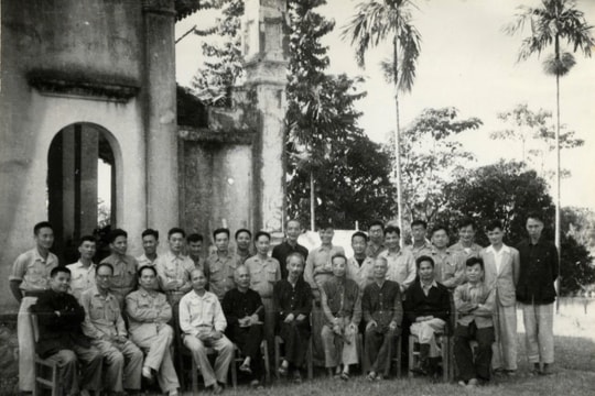 Người Quảng trong Chính phủ Cụ Hồ - Bài 2: Lê Văn Hiến và đóng góp phát triển kinh tài