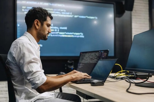 Cuộc đua săn đón nhân tài AI