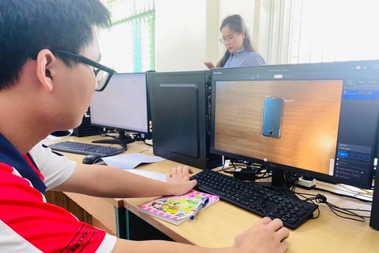 Special AI class in Da Nang for people with disabilities
