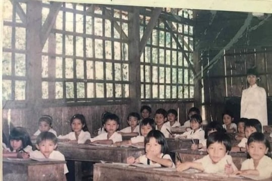 Thương nhớ... cây roi