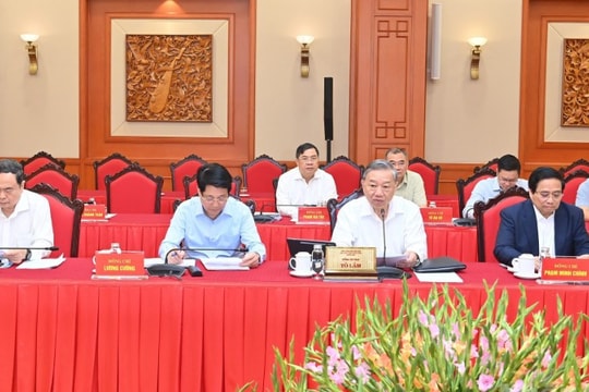 Bộ Chính trị, Ban Bí thư định hướng số lượng cấp phó của cơ quan, tổ chức trong hệ thống chính trị