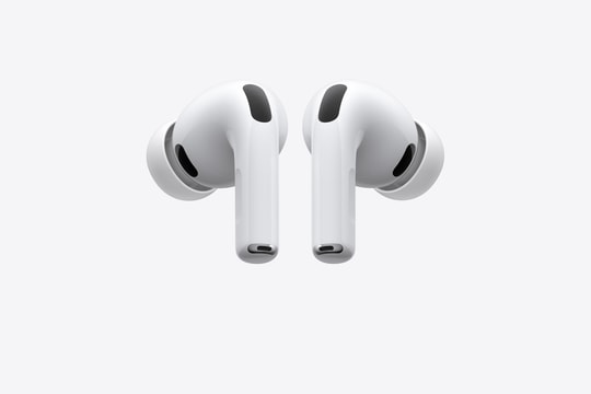 Apple công bố AirPods Pro 3: "Vô địch" chống ồn, giá không đổi, có thêm tính năng bí mật