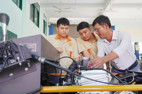 Sinh viên Trường Cao đẳng Quảng Nam đoạt giải Nhất với dự án gara ô tô chuyên sâu