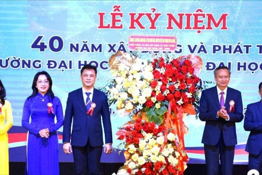 Trường Đại học Ngoại ngữ Đà Nẵng kỷ niệm 40 năm thành lập