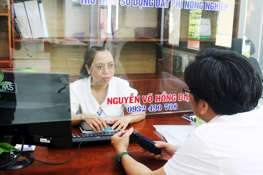 Cải cách hành chính vì dân