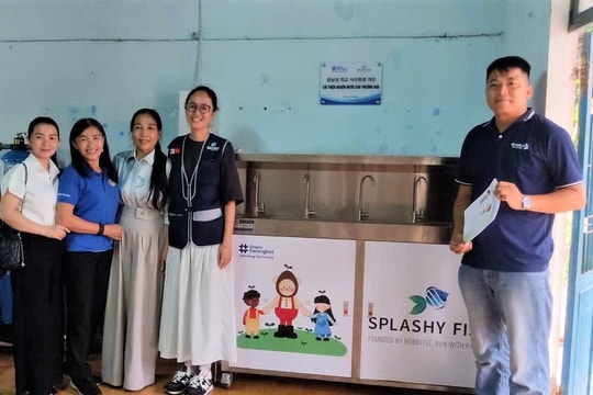 Hỗ trợ dinh dưỡng, nước sạch cho phụ nữ mang thai và trẻ em vùng khó khăn