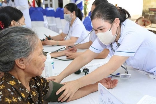 Bước đột phá về chăm sóc sức khỏe nhân dân