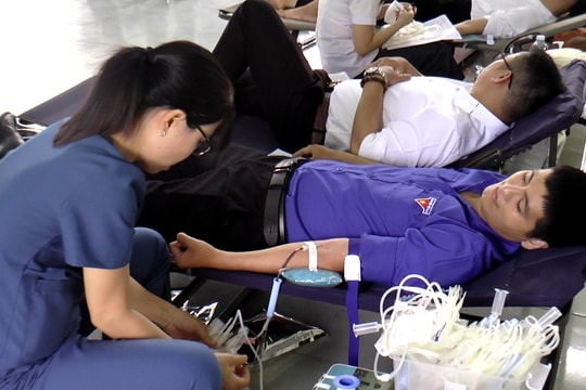 Hơn 500 tình nguyện viên tham gia hiến máu tình nguyện