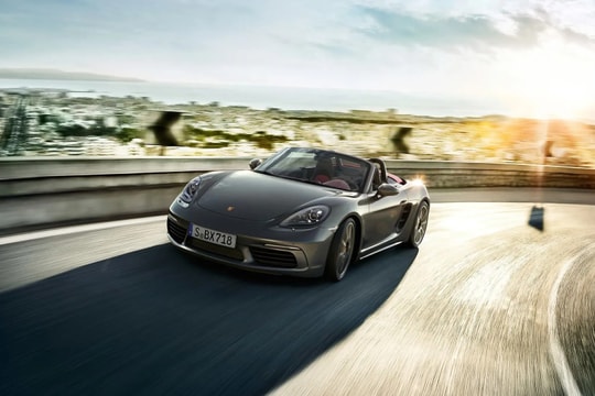 Từ hơi xăng đến dòng điện: Porsche tái định nghĩa dòng xe 718 huyền thoại