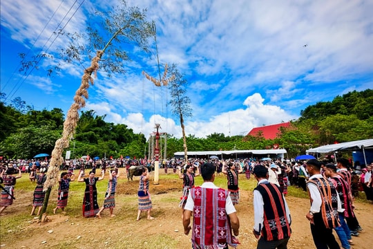 Khai hội Văn hóa truyền thống Cơ Tu xã Sông Kôn năm 2025