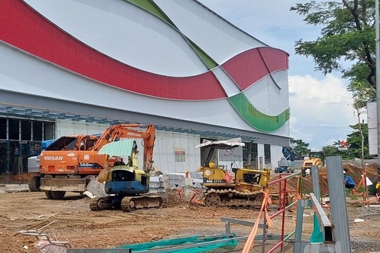 Nỗ lực hoàn thành công trình giữa “bão giá” vật liệu xây dựng