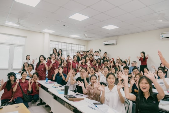 Trường Đại học Sư phạm Đà Nẵng giao lưu văn hóa với trường học Thái Lan