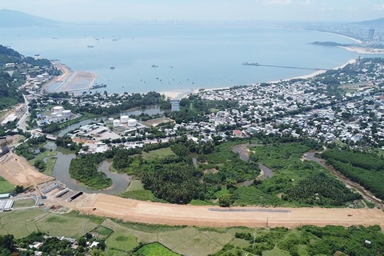 Da Nang approves investment in Lien Chieu Container Port project