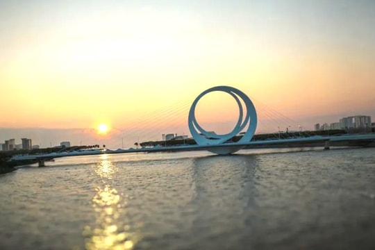 Nối tiếp “thành phố của những cây cầu”