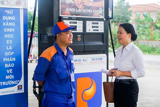 Giá xăng dầu hôm nay 27/9: Dầu tăng mạnh