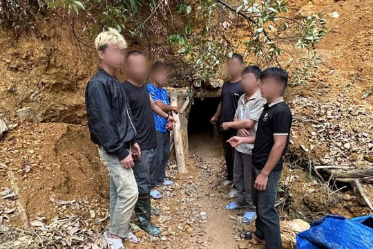 Phát hiện nhóm đối tượng khai thác vàng trái phép tại xã Trà Liên