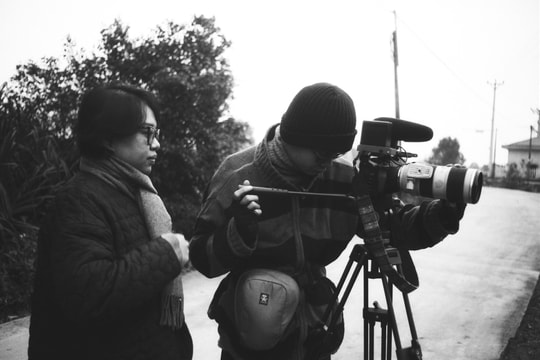 Lan Nguyên và hành trình đi tìm cội nguồn trong “Chân trời rực rỡ"