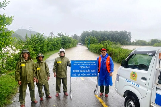 Nhiều tuyến đường ở xã Thượng Đức bị nước lũ băng qua gây ngập