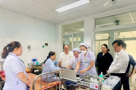 Tăng tốc triển khai bệnh án điện tử