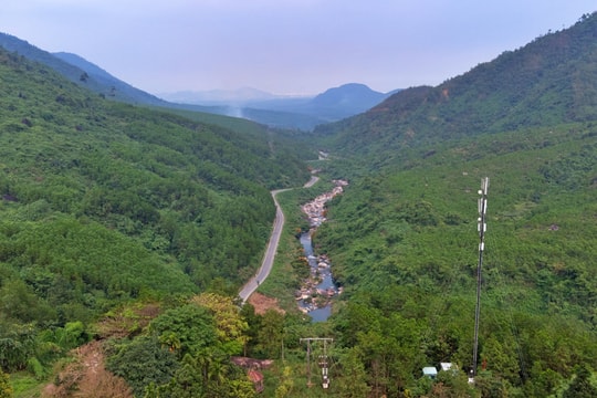 Hành lang kết nối biển và núi