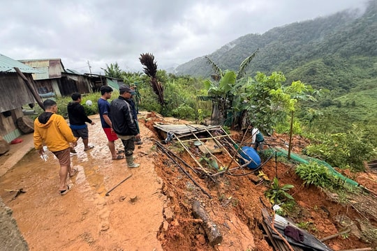 Xã Hùng Sơn thiệt hại nặng sau bão số 10