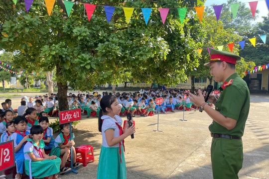 Tuyên truyền pháp luật cho học sinh