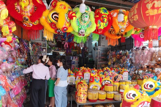 Đa dạng hàng hóa phục vụ Tết Trung thu