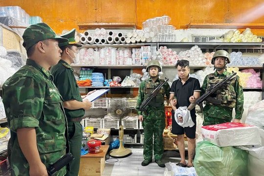 Biên phòng  bắt quả tang đối tượng mua bán trái phép chất ma túy