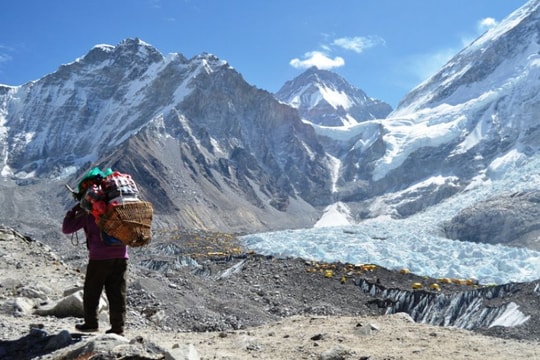Nepal sẵn sàng cho kế hoạch làm sạch núi Everest