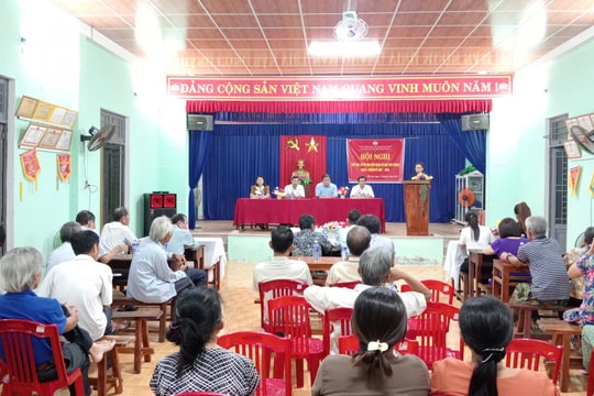 Lắng nghe nhân dân