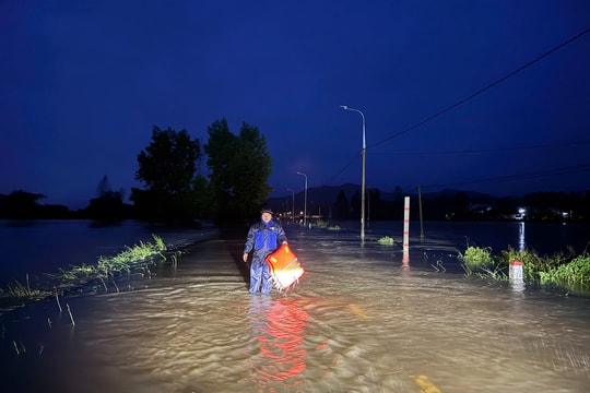 Thương mùa lụt quê