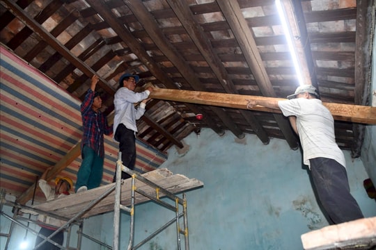 Chủ động bảo vệ di tích nhà cổ trong mùa mưa bão