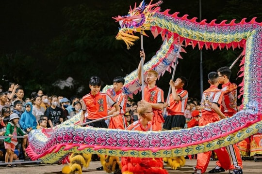 UNESCO heritage site Hoi An hosts Mid-Autumn Festival Oct. 3 - 6