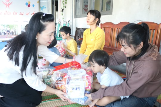 Ngày Quốc tế Người khuyết tật 3/12: Điểm tựa yêu thương cho những trẻ em kém may mắn