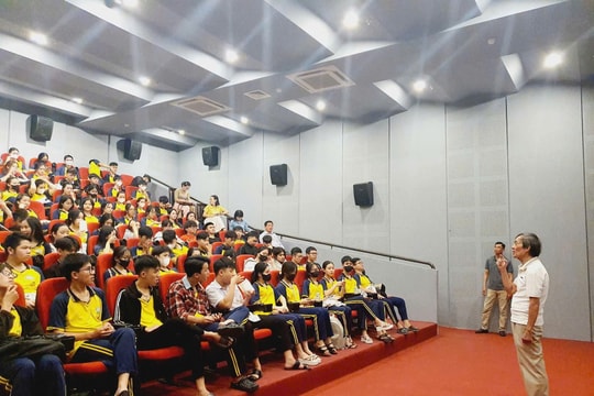 Giáo dục truyền thống bằng những trải nghiệm