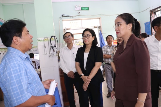 Trung tâm Y tế khu vực Tây Giang thiếu 72 biên chế