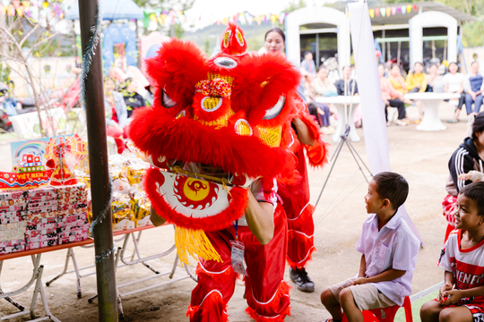 Hành trình “Vững thể chất, Vững tương lai” mang Trung thu đến gần 700 trẻ em vùng cao Đà Nẵng
