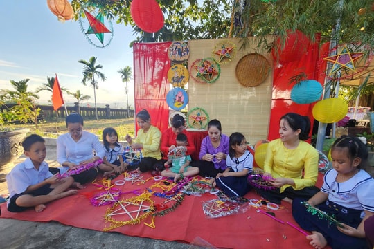 Đêm hội trăng rằm thắp sáng nụ cười trẻ thơ